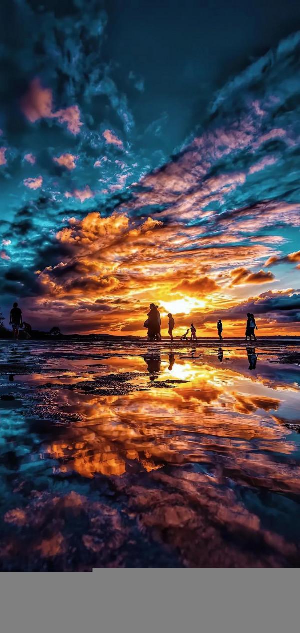 有人認為“養兒防老”，父母和孩子確實不應該住一起，不然矛盾多