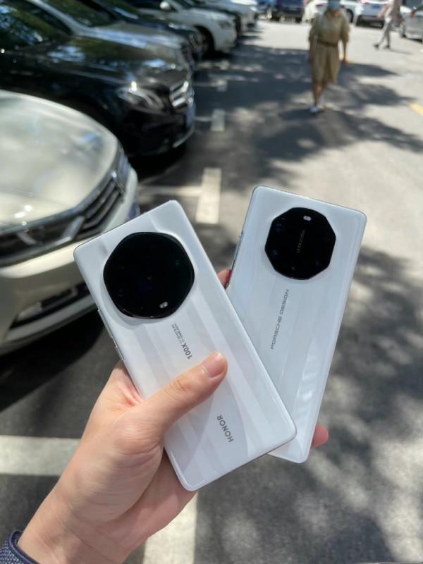 成功人士必備的三款手機，這般配置你看如何