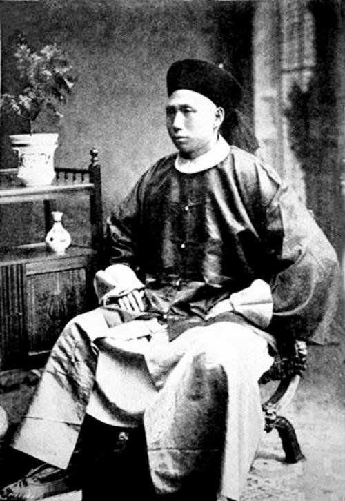 首任駐日公使提出整頓海軍六條建議，然而因中法戰爭革職戍邊