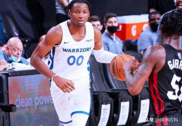 勇士獨寵7號秀!庫裡為他站立鼓掌 科爾賽後送球 勇士獨寵7號秀!庫裡為他站立鼓掌 科爾賽後送球