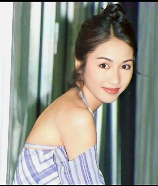 黎姿年輕時美照