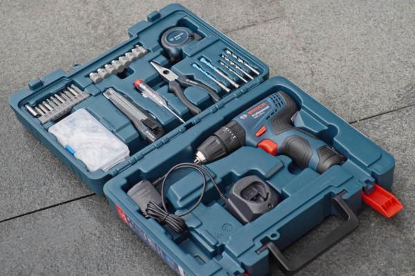 為什麼一套博世鋰電衝擊鑽套裝就能解決家裡的大多數安裝問題？