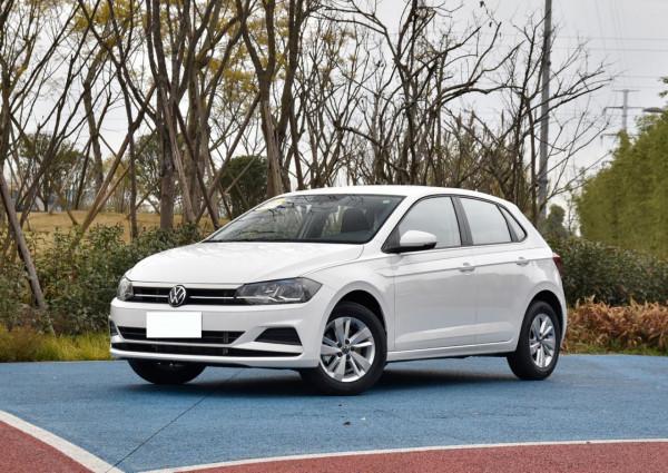 女白領們的最愛，省油耐用好停車，才9萬多的自動擋，帶你看polo