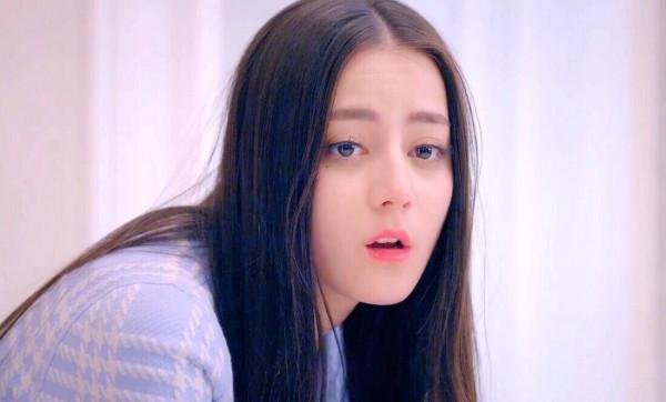 資源好也不行啊，演個女主卻被女配蓋風頭，這7位女演員，丟臉了