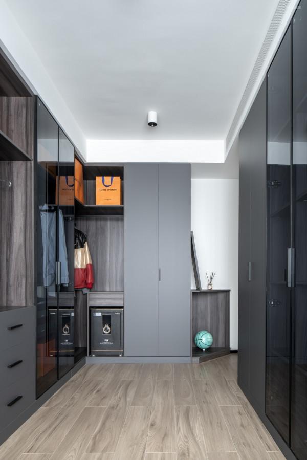 位於頂層的複式，擁有絕佳的視野，讓你忘卻一天的疲憊