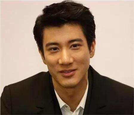 出道26年，王力宏資產只有7億，平均一年2700萬，關鍵還那麼省