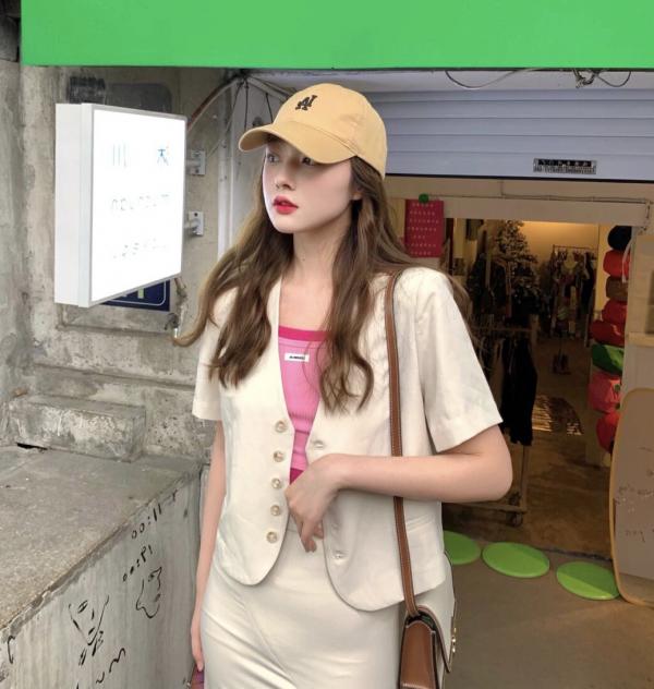 會穿衣服vs不會穿衣服的女生,差距到底有多大? 會穿衣服vs不會穿衣服的女生,差距到底有多大?