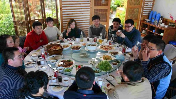 中秋節了,又該走親戚了,那年輕人為什麼越來越不愛走親戚? 中秋節了,又該走親戚了,那年輕人為什麼越來越不愛走親戚?