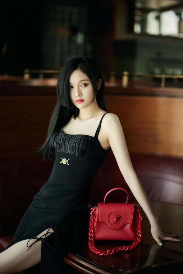 海南“富婆”：吳宣儀