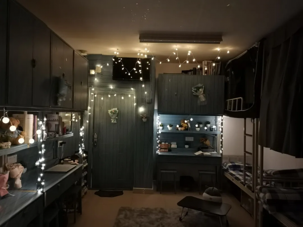 快來看看西希的寢室有多美