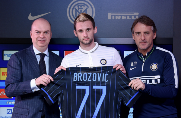 足壇訊息：巴薩與皇馬功勳達協議，利物浦欲8000萬籤進攻手