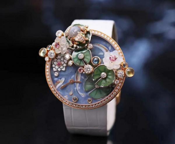 Cartier卡地亞 創意寶石腕錶系列
