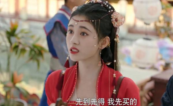 鞠婧禕新劇開播即火，搭檔曾舜晞“CP感”十足，劇情邏輯卻有硬傷