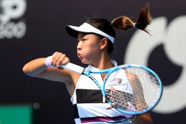 2022首冠！中國網球金花首盤連贏5局強勢逆轉，世界排名再創新高