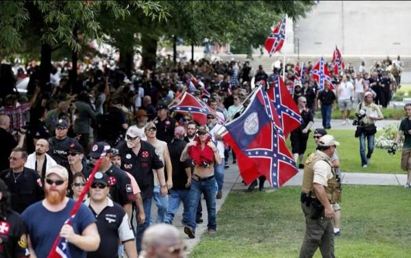 美國白人至上主義的3k黨 美國白人至上主義的3k黨