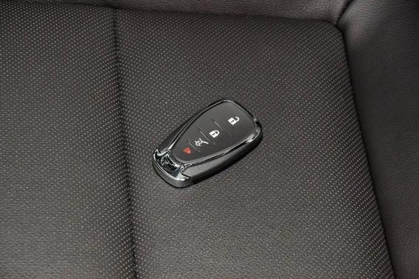 探界者後備廂在鎖車狀態下還能開啟怎麼回事? 探界者後備廂在鎖車狀態下還能開啟怎麼回事?