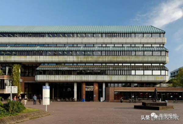 美國牧師製造的“神藥”能治療艾滋?這5萬非洲人喝下的其實是漂白劑! 美國牧師製造的“神藥”能治療艾滋?這5萬非洲人喝下的其實是漂白劑!