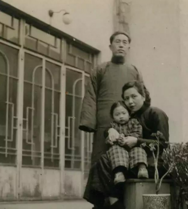 鄭洞國到北京工作，妻子嫌北方冷鬧離婚，多年後請求復婚被拒絕