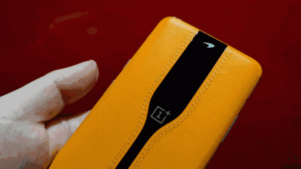 這或許會成為塑膠、金屬、玻璃之後，下一個10年的主流手機材料