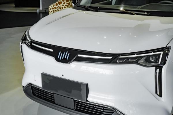 一公里才7分錢,7.9破百+3塊大屏,還能自動駕駛,實拍威馬W6 一公里才7分錢,7.9破百+3塊大屏,還能自動駕駛,實拍威馬W6