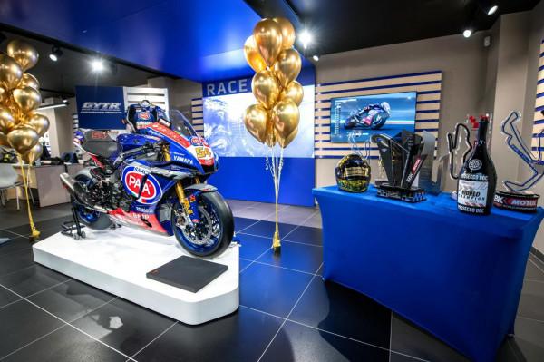 Yamaha YZF-R1 WSBK 世界冠軍複製版