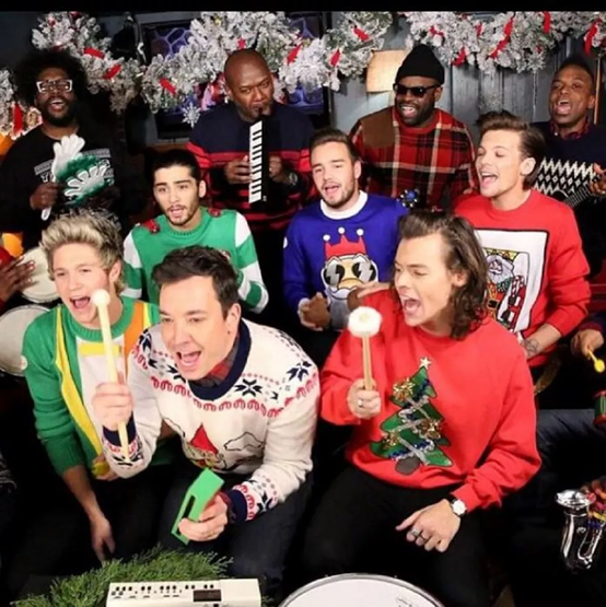 拜登夫人在聖誕樹裝扮上給特朗普難堪；第七次獲得金球獎的梅西：我沒想過拿第一