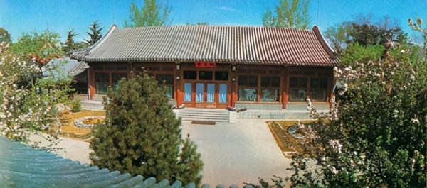 1949年葉劍英提議,中央機關設立在中南海,毛澤東為何不同意? 1949年葉劍英提議,中央機關設立在中南海,毛澤東為何不同意?