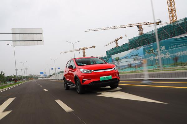 試駕比亞迪元Pro:不到10萬的電動SUV 價格便宜只是其一 試駕比亞迪元Pro:不到10萬的電動SUV 價格便宜只是其一