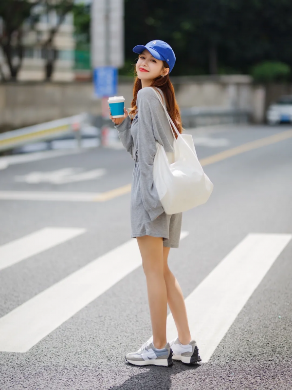 今年早秋，打敗小白鞋，這雙鞋誰穿誰美