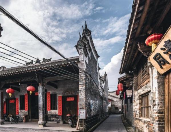 廣東一座南宋古村，有粵北罕見的巨型城堡，入選廣東最美十大古村