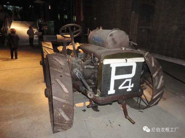 拖拉機騎士：兩次世界大戰之間的義大利輪式坦克