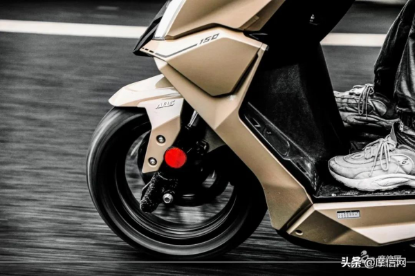 高顏帶感又好用——光陽Racing X150測評 高顏帶感又好用——光陽Racing X150測評