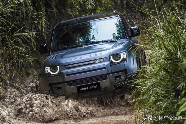 新車|短軸優劣勢明顯,但仍不妨礙有人喜歡它,試駕路虎衛士90 新車|短軸優劣勢明顯,但仍不妨礙有人喜歡它,試駕路虎衛士90