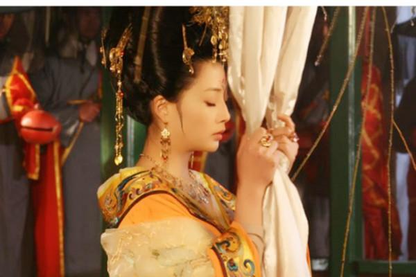 日本有人自稱是楊貴妃的後代?那麼她為何沒死,又怎麼去日本的? 日本有人自稱是楊貴妃的後代?那麼她為何沒死,又怎麼去日本的?