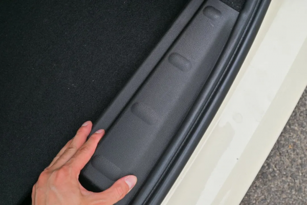 1.2萬公里準新MINI COOPER，顏值爆表，勁省6萬