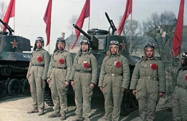 解放戰爭,12萬朝鮮青年加入四野,建國後送給朝鮮三個朝鮮族師 解放戰爭,12萬朝鮮青年加入四野,建國後送給朝鮮三個朝鮮族師