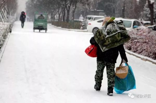 要不要放棄外地的工作回老家?看完這兩個故事,你就有答案了 要不要放棄外地的工作回老家?看完這兩個故事,你就有答案了