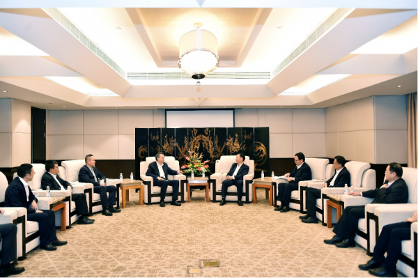 中國聯通與五糧液集團簽署戰略合作協議