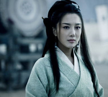 總感覺薇婭穿古裝像一個人，終於找到了