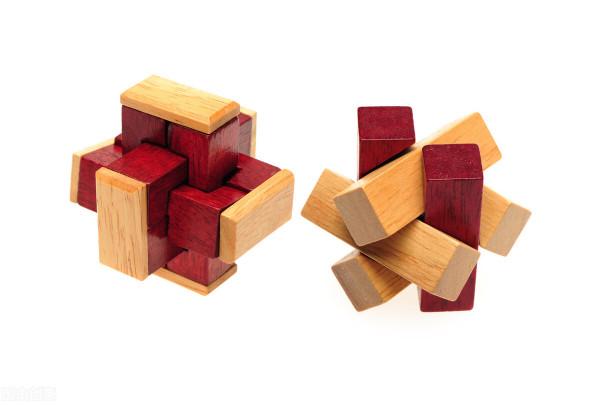 對孩子一定要少表揚多鼓勵