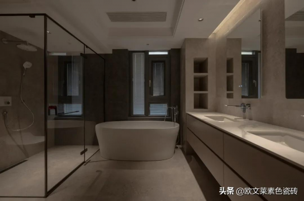 將溫柔與溫度 藏在這間180㎡的素色美居