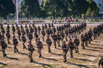 開展刺殺格鬥訓練 錘鍊官兵戰鬥血性