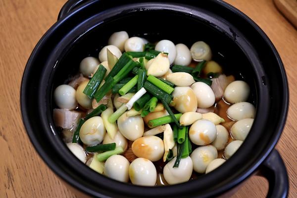 好吃的紅燒肉不放一滴水，噴香入味不膩不腥，這麼做特省事