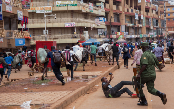 恐怖頭目科尼:和本拉登齊名的魔頭,聯合國通緝,特種兵都除不掉 恐怖頭目科尼:和本拉登齊名的魔頭,聯合國通緝,特種兵都除不掉