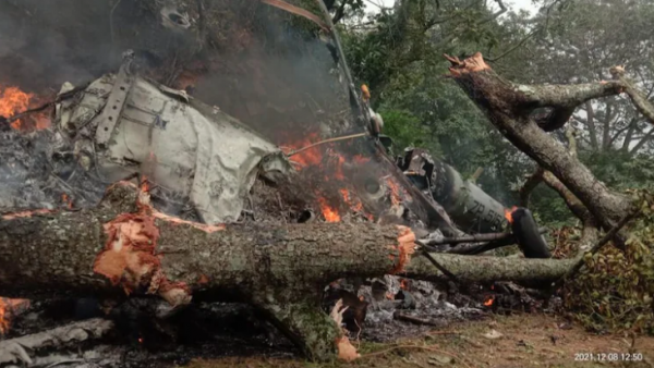 12月8日,普京單挑拜登團隊;印度突發空難,國防參謀長夫婦身亡 12月8日,普京單挑拜登團隊;印度突發空難,國防參謀長夫婦身亡