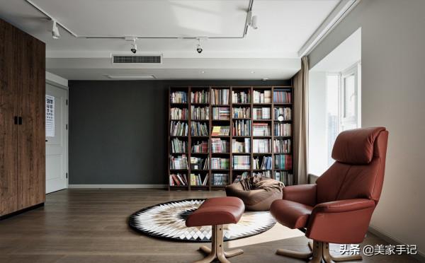 她家很樸素,造型和裝飾也很少,可一進門就把我迷住!太有品味了 她家很樸素,造型和裝飾也很少,可一進門就把我迷住!太有品味了