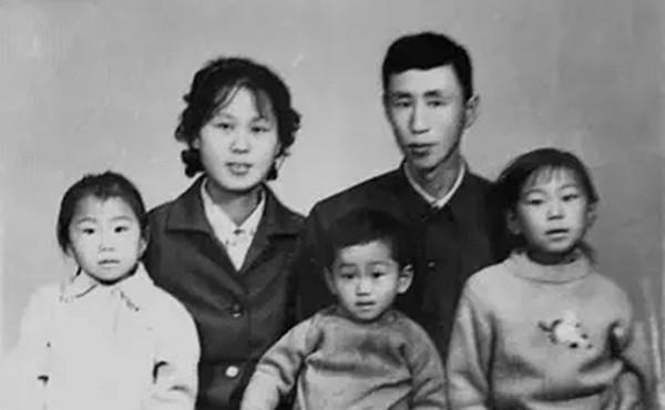 20歲上海女知青為愛留守，嫁入農村朝鮮族家庭，老年直言從不後悔