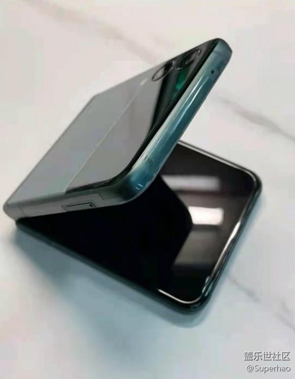 粉絲帶你上手體驗三星Galaxy Z Flip3:最接近完美的摺疊屏手機