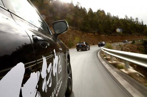 一汽豐田“路行中國”，領略藏區旖旎風光