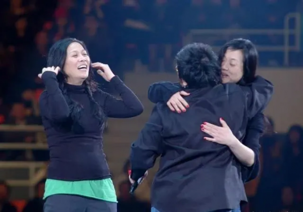 曾經一首《北京歡迎你》，看幾十位明星浮沉